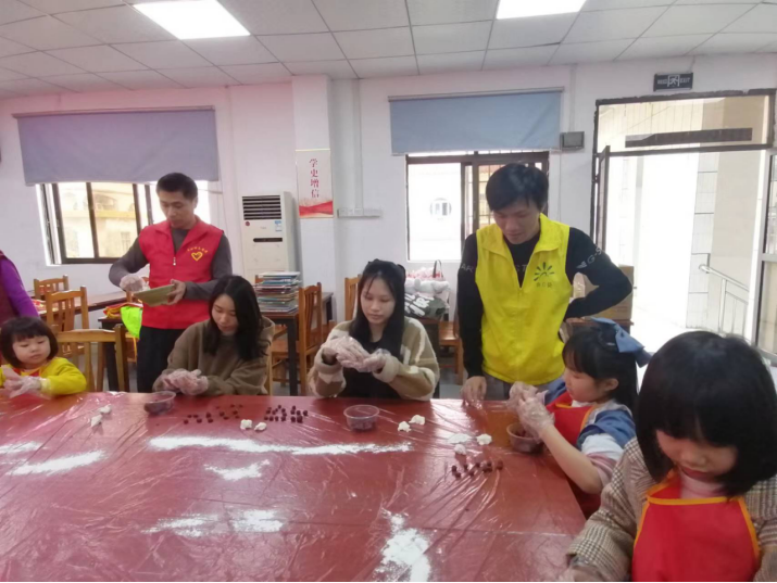 阜沙鎮禁毒信息〔2023〕第27期--“元宵共團圓，拒毒享平安”-阜沙鎮開展2023年元宵節湯圓制作